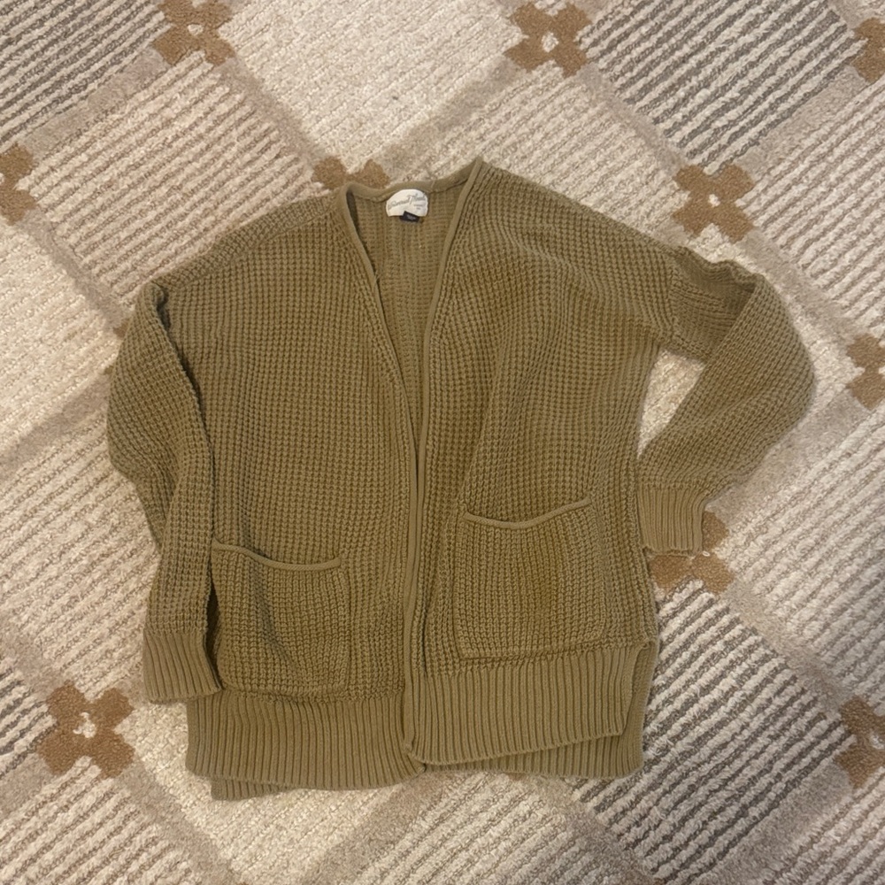 Universal Thread Olive Cardigan Sweater